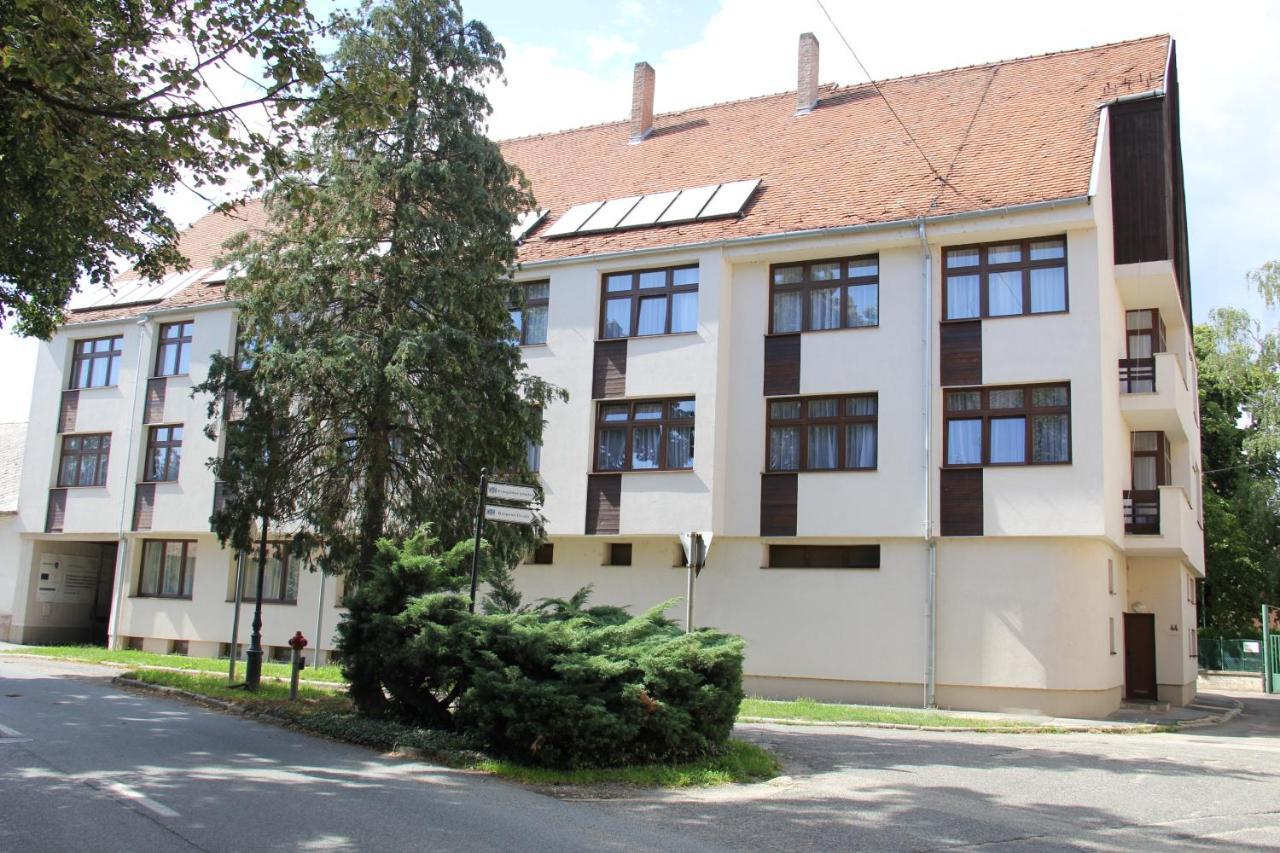Harangtorony Szallo Koszeg Bagian luar foto